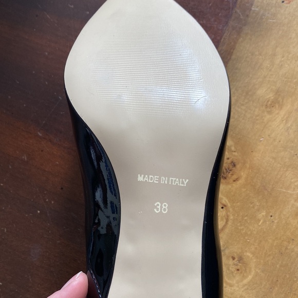 NWT Black Leather Heels - Picture 5 of 6